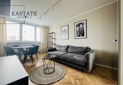 Pierwszy najemca | metro | po generalnym remoncie