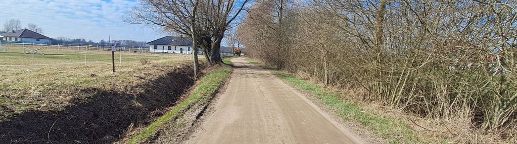 Działka budowlana 1317 m² w międzylesiu – media!!