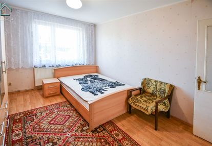 Na sprzedaż udział 1/2 domu, parter.