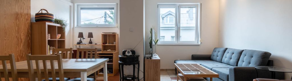 Dom z możliwością wynajmu lokalu handlowego