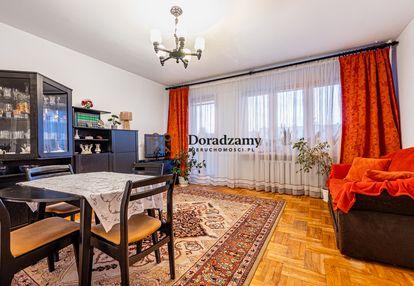 4 pokoje z balkonem i windą