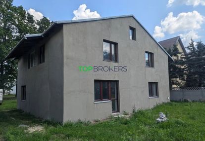 Przestronny, 7 pokojowy dom wolnostojący