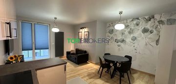 Komfortowe 2 pokoje, szybki internet, garaż