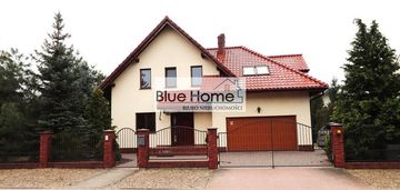 Dom wolnostojący blisko lasu dla rodziny wrzosy