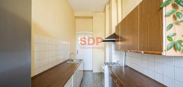 4-pokojowe mieszkanie z 2 balkonami w centrum miasta | 2 piwnice