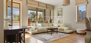 Apartamentowiec / garaż / komórka / loggia