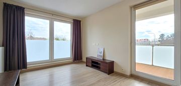 2 pokoje,osobna kuchnia,52m2,królewskie lipy