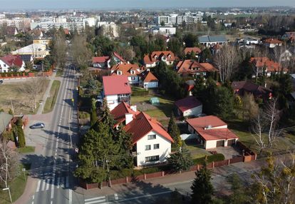 Dom z potencjałem w sercu błonia!