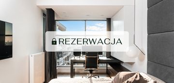 Jasne nowoczesne mieszkanie | wiślane tarasy