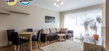 Stan idealny -  z miejscem w hali garażowej