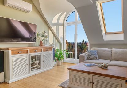 Straszyn | klimatyczne 3 pokoje | kominek i garaż