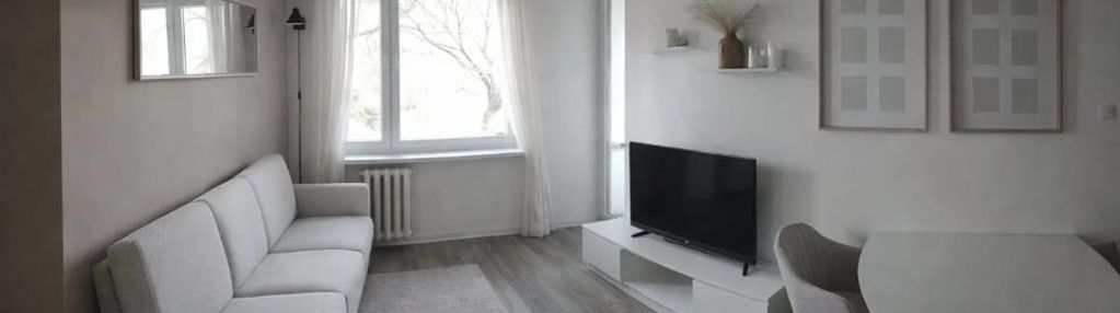 Słoneczne 3 pokoje z balkonem – i piętro