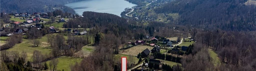 Panorama beskidów i jeziora z okna twojego domu