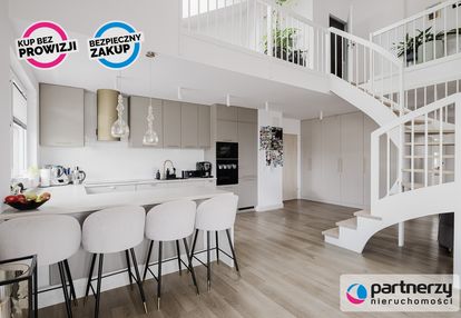 Dwupoziomowy loft z widokiem na las | 70 m² taras