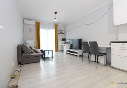 Klimatyzacja, balkon , 2 miejsca garażowe, komórka