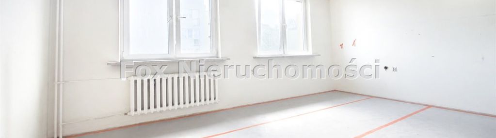 Przestronne 3 pokoje z balkonem w niskim bloku