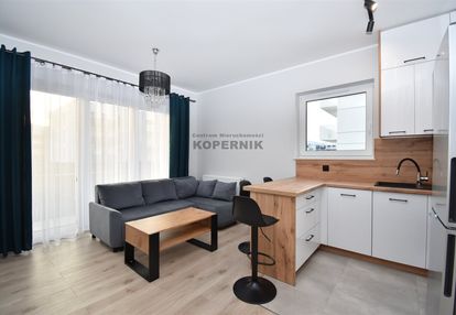 Od xii, 4 pokoje,cz.umeblowane,jar,garaż,parking,