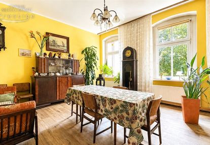 Przestronne 3 pokoje w kamienicy – 98,98 m²