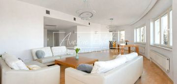 Apartament w wilanowie przy ulicy sobieskiego 1