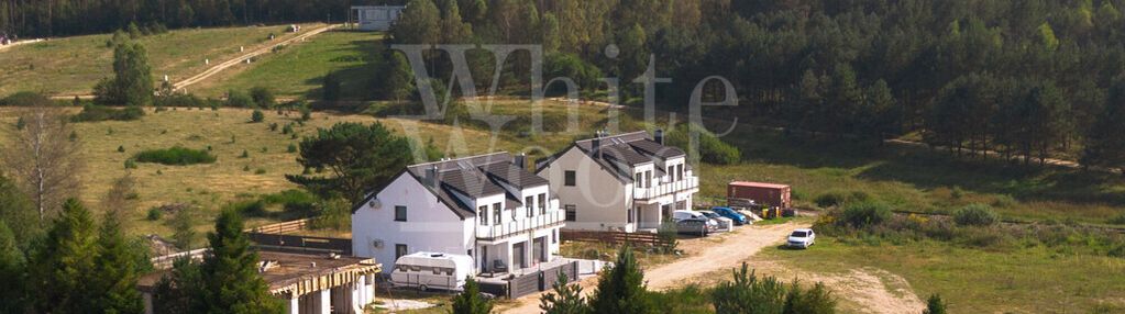 Nowy bliźniak z dużą działką w spokojnej okolicy