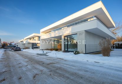 Prestiżowa willa na zamkniętym osiedlu | bielawa