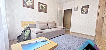 Duże 2 pokoje.parter.północ b.