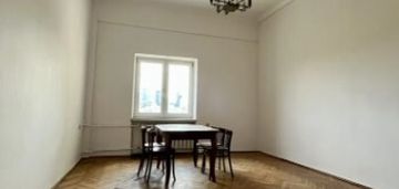 3-pokojowe mieszkanie na  śródmieściu
