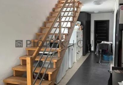 Dwupoziomowe mieszkanie na śródmieściu