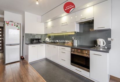 Gotowe do wejścia | 2 pok | duży balkon | parking