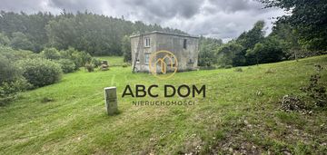Dom z piękną działką i  malowniczą okolicą