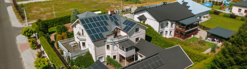 Miejska willa z basenem na rudaku