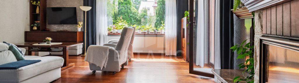 Dom 210m2 z ogrodem i garażem 55m2 – straszyn