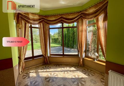 Wyjątkowy parterowy budynek z ogrodem