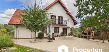 Dom 145m2 salon z kuchnią i jadalnią oraz 5 sypialni sierakowice lewe