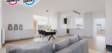 Nadmorski apartament, widok na morze, dwupoziomowy