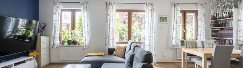Rodzinny dom,piękny ogród,5pokoi,garaż