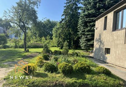 Dom z potencjałem/ 2 mieszkania/działka 10 ar