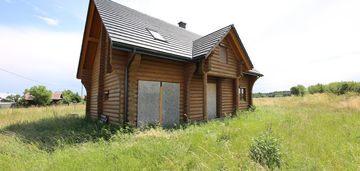 Drewniany dom z bali / 130 m2/ pustków