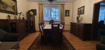 4 mieszkania /osobne wejścia / wynajęte / pasywny