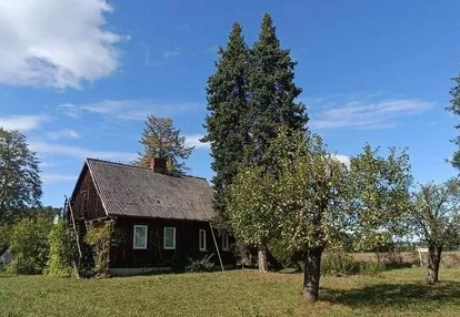 Leśniczówka w Nagórzycach - zalew Sulejowski (ENG)