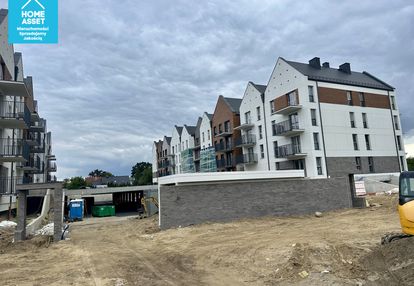 Balkon i ogrzewanie podłogowe i pomalowane