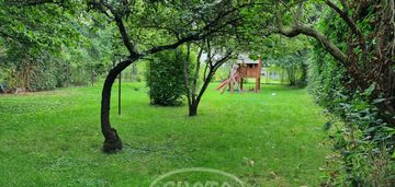 Dom na grabiszynie z dużym ogrodem