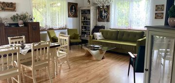 Atrakcyjny dom w centrum chotomowa