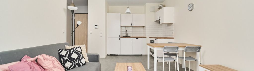 Dwupokojowe mieszkanie z dużym ogródkiem