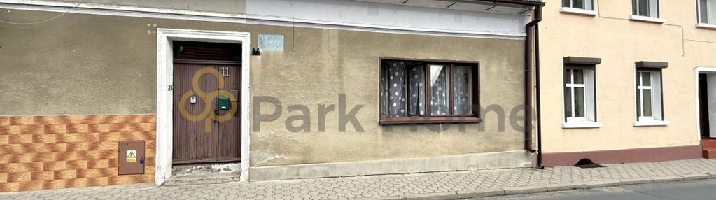 Prawa strona domu – do remontu, dolsk