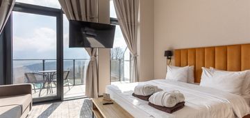 Apartament ze strefą spa i restauracją
