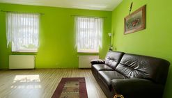 2 pokoje+kuchnia/2 garaże/2 piwnice/blisko pkp