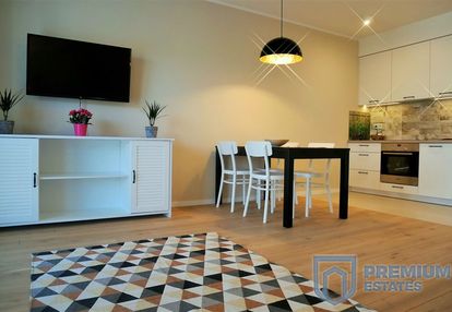 Piękne 2 pok mieszkanie z balkonem/ słomiana