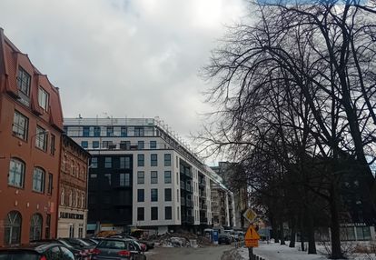 U bram śródmieścia gdańska, dobra komunikacja