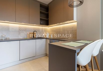 Apartament w kamienicy z balkonem przy plantach!
